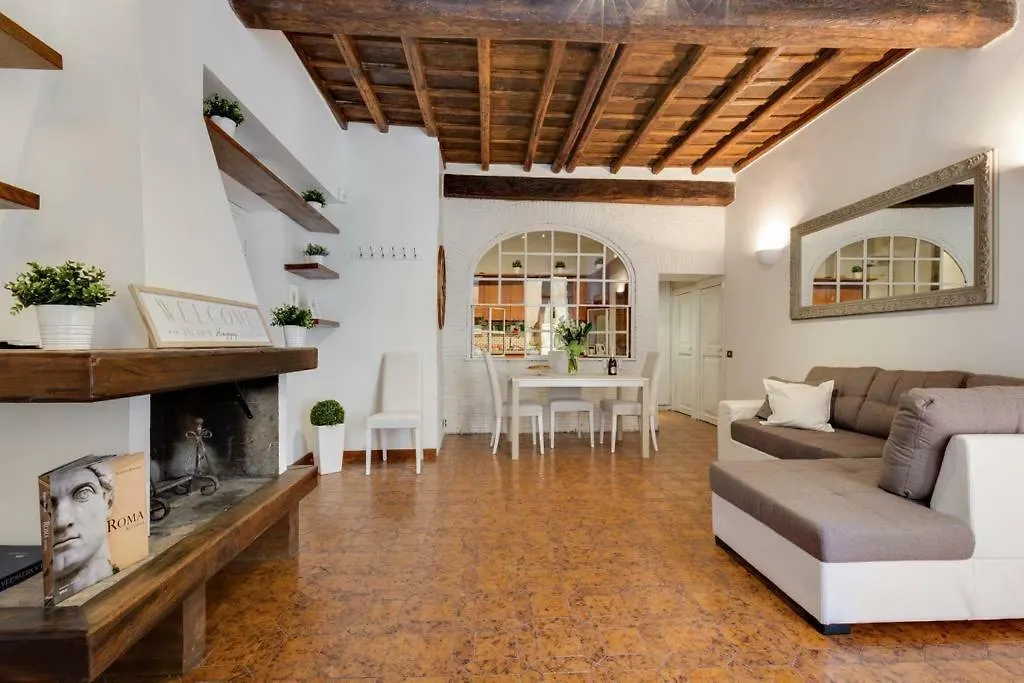 Arenula Luxury Apartment-1