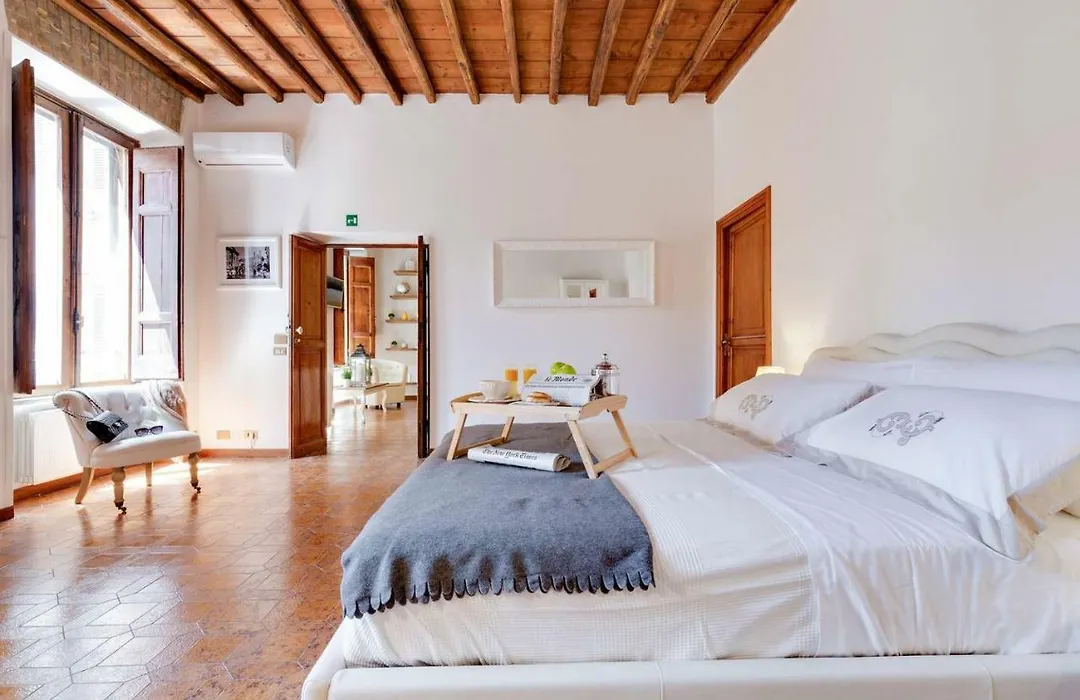 Arenula Luxury Apartment-1